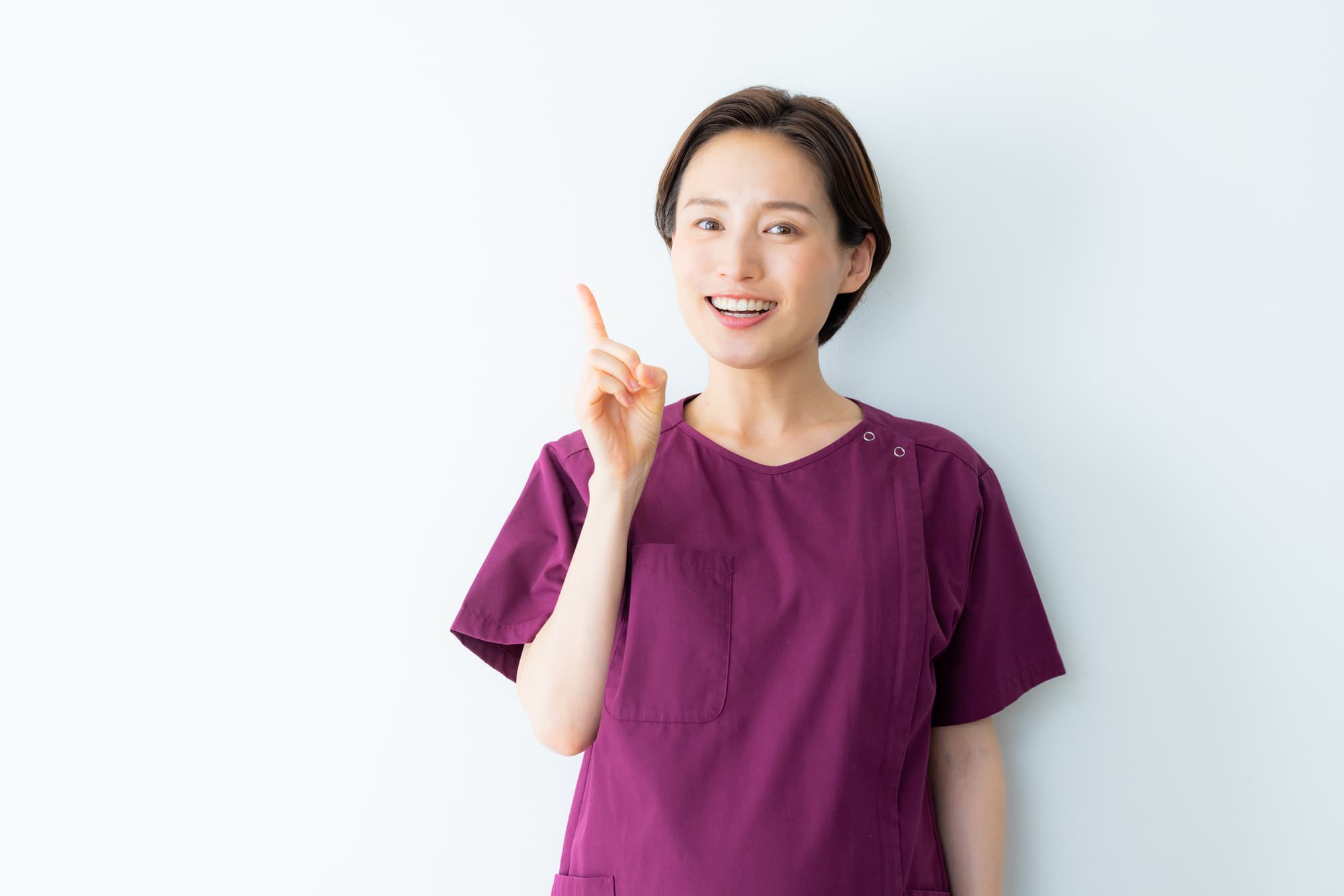 インビザライン・ファーストの対象年齢を伝える歯科医師