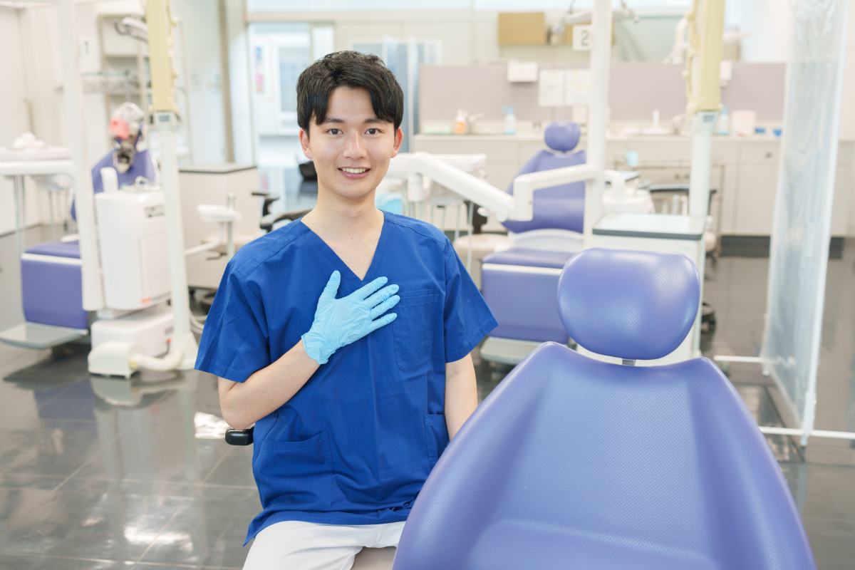 ホワイトニング後に知覚過敏が起こるのを防ぐ歯科医師